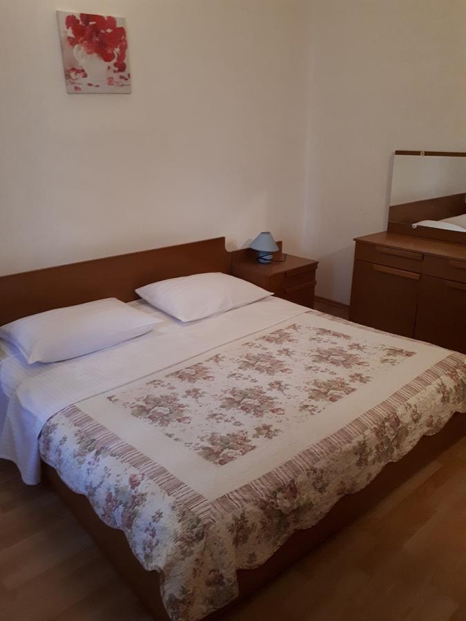 Apartments Dea Пореч Екстер'єр фото